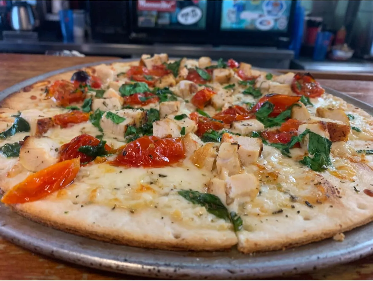 Chicken margherita pizza